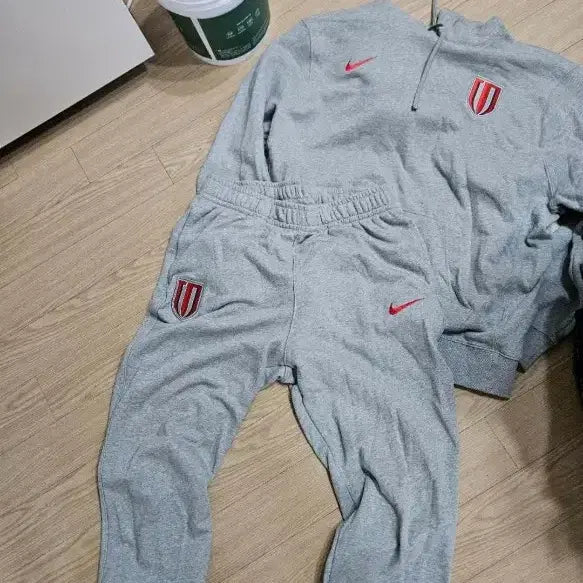 [BUNJANG] Nike Chengdu Rongcheng Coach Seo Jung-won Match-Worn Training Set - Gray / 나이키 csl 청두 룽청 서정원 감독 실착 트레이닝 세트 그레이