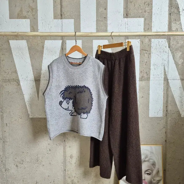 [BUNJANG] Loose Fit Knit Vest with Hedgehog Graphic / 행사1)루즈핏 니트 베스트