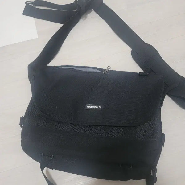 [BUNJANG] MCM Marco Polo Black Messenger Bag / 마르코폴로 블랙 메신저백