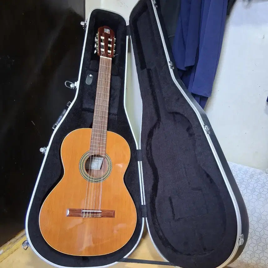 [BUNJANG] Alhambra 2C Classical Guitar / 알함브라클래식기타