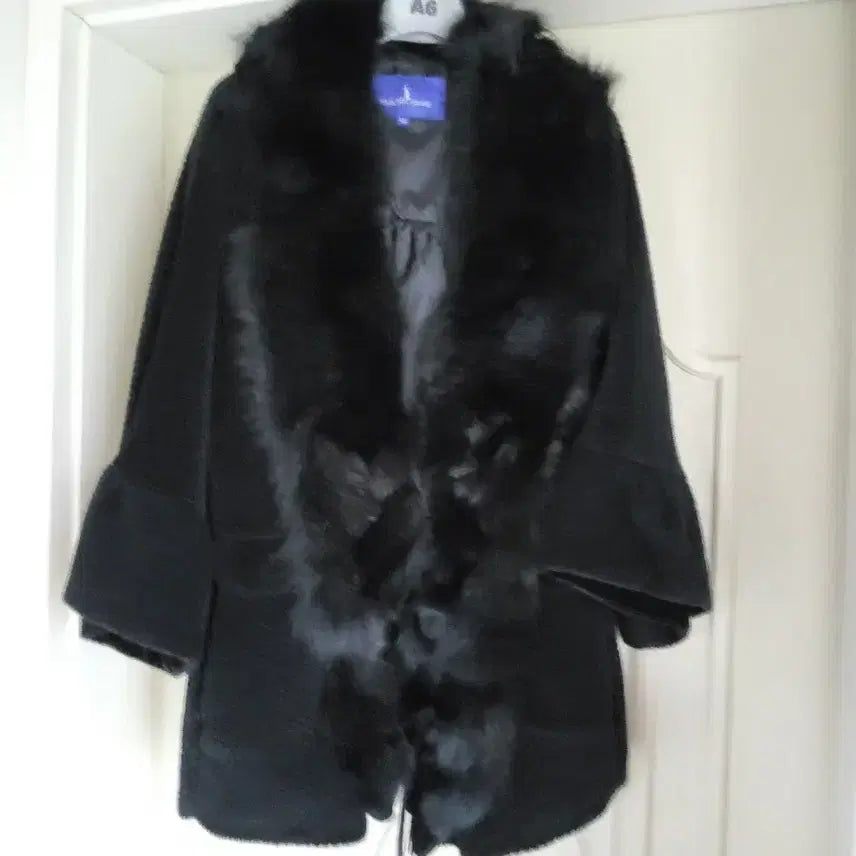 [BUNJANG] Fox Fur Trimmed Jacket Size 95 / 폭스울쟈켓95