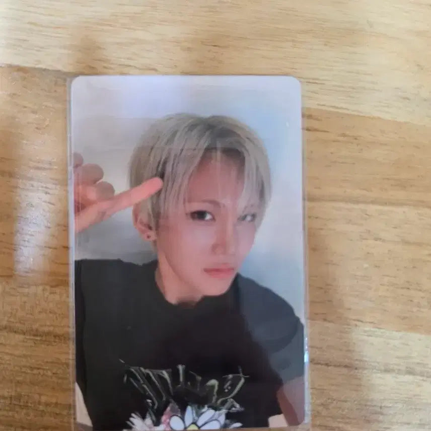 [BUNJANG] Xlover Seoul Concert Entry Photocard / xlov 엑스러브 서울콘  입장 포카 현