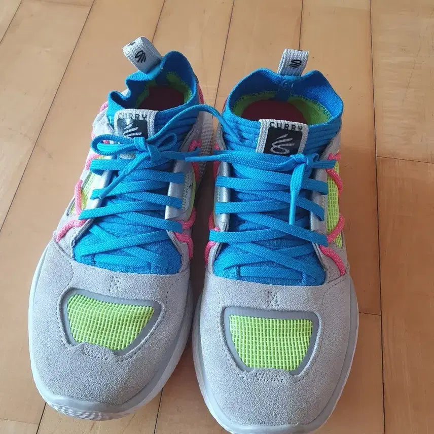 [BUNJANG] Under Armour Women's Sneakers (240mm) / 언더아머 240