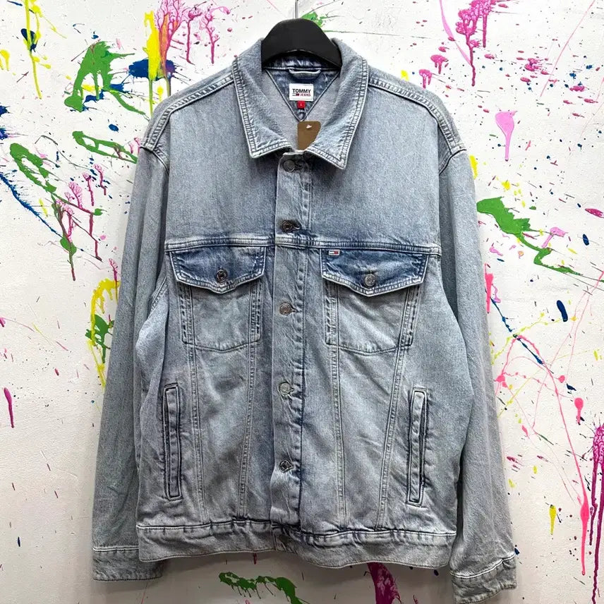 [BUNJANG] Tommy Jeans Custom Big Logo Light Wash Denim Jacket L / 타미 진스 뒷판 빅로고 커스텀 연청 데님 자켓 L