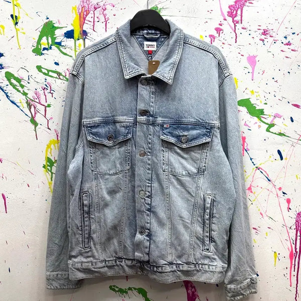 [BUNJANG] Tommy Jeans Custom Big Logo Light Wash Denim Jacket L / 타미 진스 뒷판 빅로고 커스텀 연청 데님 자켓 L