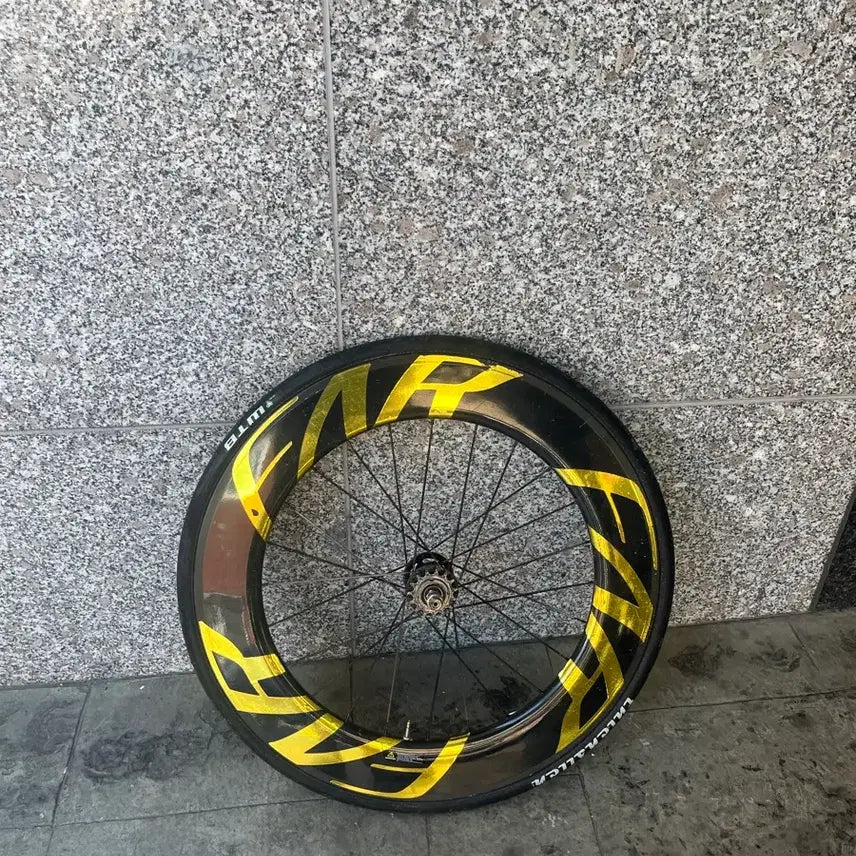 [BUNJANG] Novatec Carbon 88 Rim Gold Decal Rear Wheel / 노바텍 카본 88림 금장데칼 리어 판매합니다