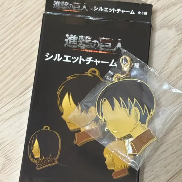 [BUNJANG] Attack on Titan Levi Metal Charm (Sealed) / 진격의 거인 리바이 메탈 참 미개봉