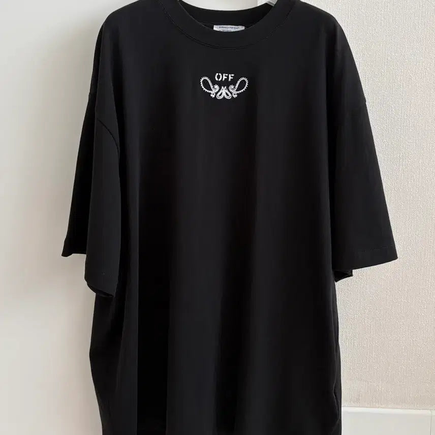 [BUNJANG] Off-White Bandana Arrow Cotton T-Shirt Black XL / 오프화이트 반다나 애로우 코튼 반팔 티셔츠 XL