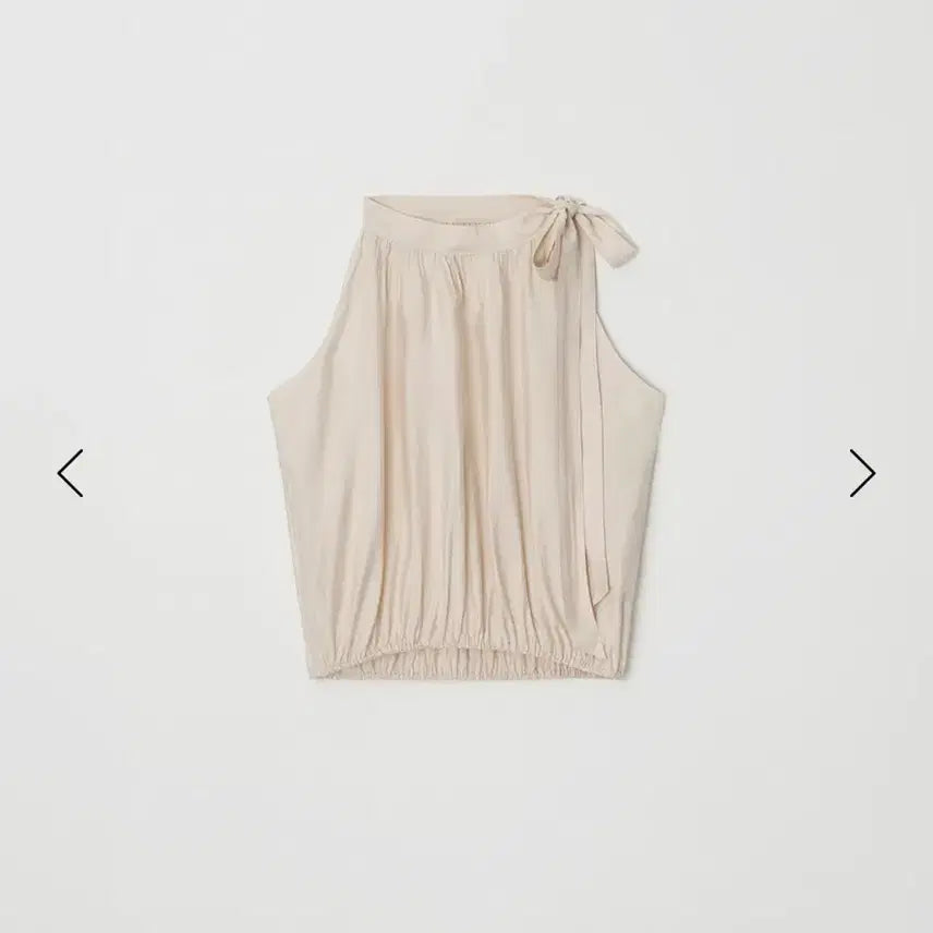 [BUNJANG] TheWish Leeds Ete Halter Blouse Pink Beige / 더위시 리즈 Leeds Ete 홀터 블라우스 핑크베이지 새상품
