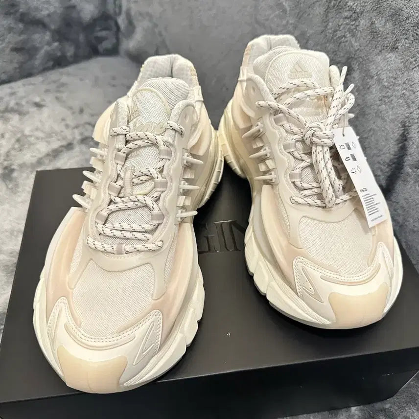 [BUNJANG] Adidas x Pharrell Williams Jellyfish Core White / [280] 아디다스 x 퍼렐윌리엄스 젤리피쉬 코어화이트
