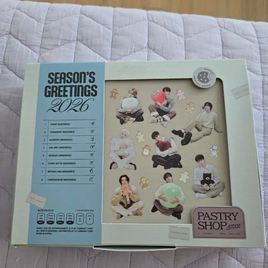 [BUNJANG] ATEEZ 2026 Season's Greetings Pastry Shop Bundle Set (Photocards/ID Photos Included) / [ATEEZ] 에이티즈 2026 시즌그리팅 미사용 풀구성 양도 (포카/증사 전구성 포함)