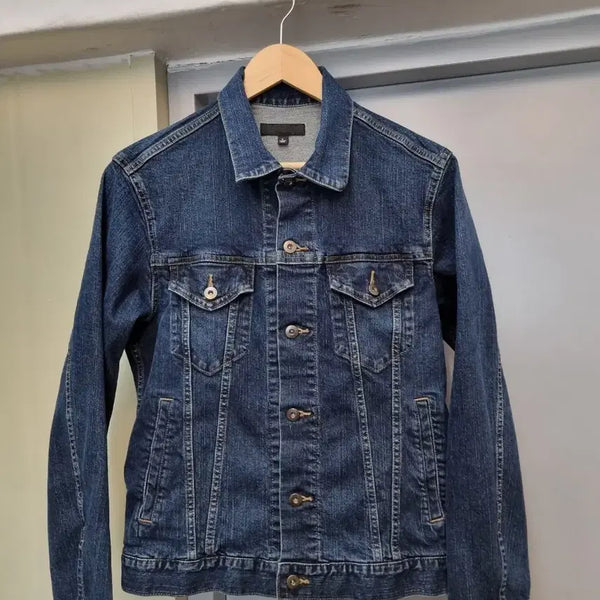 [BUNJANG] Uniqlo Denim Jacket Size 95 / 유니클로 청자켓 95