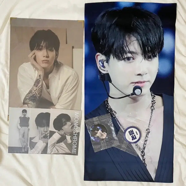 [BUNJANG] BTS Jungkook Golden Exhibition Premium Photo, Monochrome Print, Slogan Bundle Set / 정국 골든 프포 + 모노크롬 인화사진 + 슬로건 아델유 방탄 bts golden 전시회 프리미엄포토