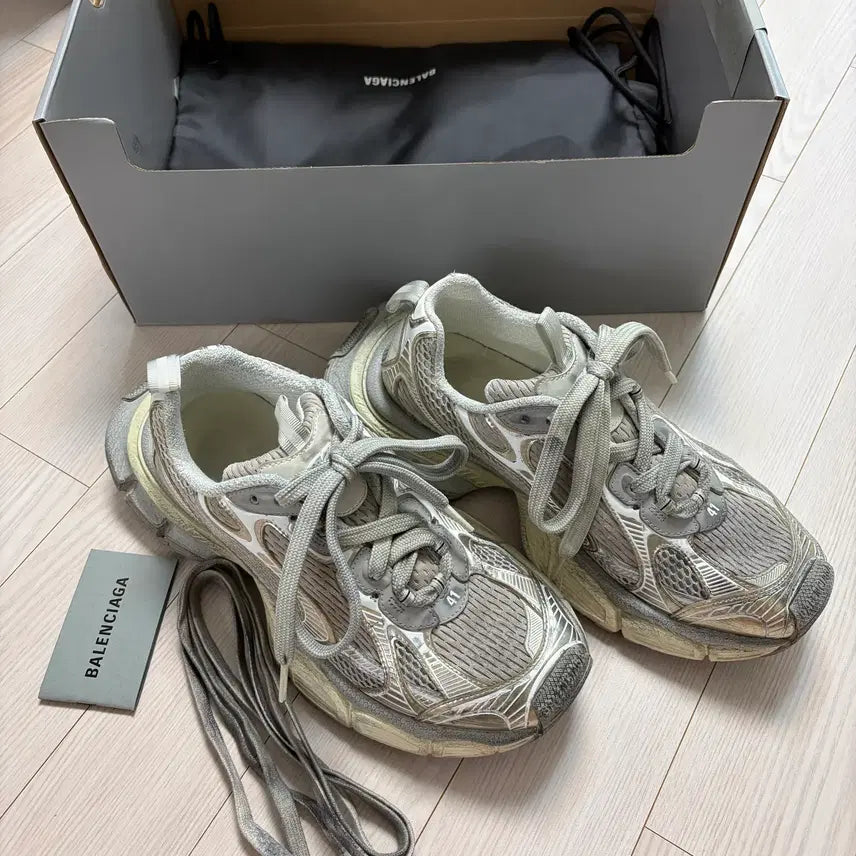 [BUNJANG] Balenciaga 3XL Eggshell Sneakers Size 41 / 발렌시아가 3xl 에그쉘 41사이즈