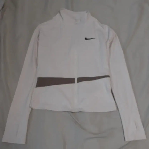 [BUNJANG] Nike Women's Athletic Training Top / 나이키 여성 헬스 런닝 트레이닝복 레쉬가드 가능