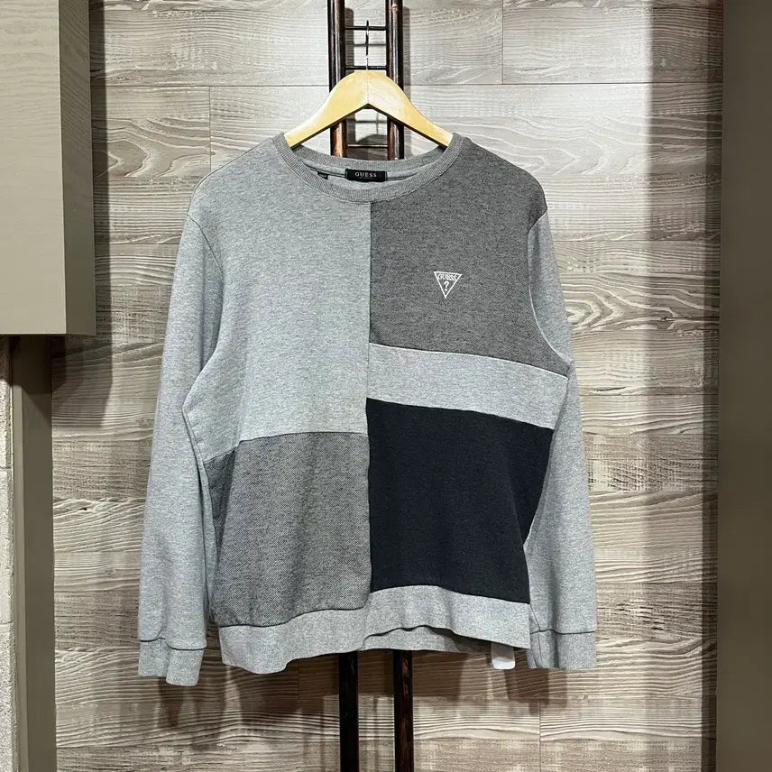 [BUNJANG] Guess Colorblock Pattern Sweatshirt L / 게스 배색 패턴 맨투맨 L (yg203