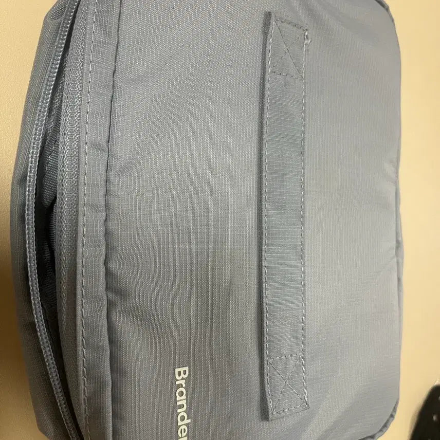 [BUNJANG] Brandon Cosmetics Pouch (Sky Blue) / 브랜든 화장품 파우치(스카이블루)
