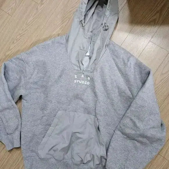 [BUNJANG] IAB STUDIO Grey Hoodie / IAB STUDIO 후드티 그레이