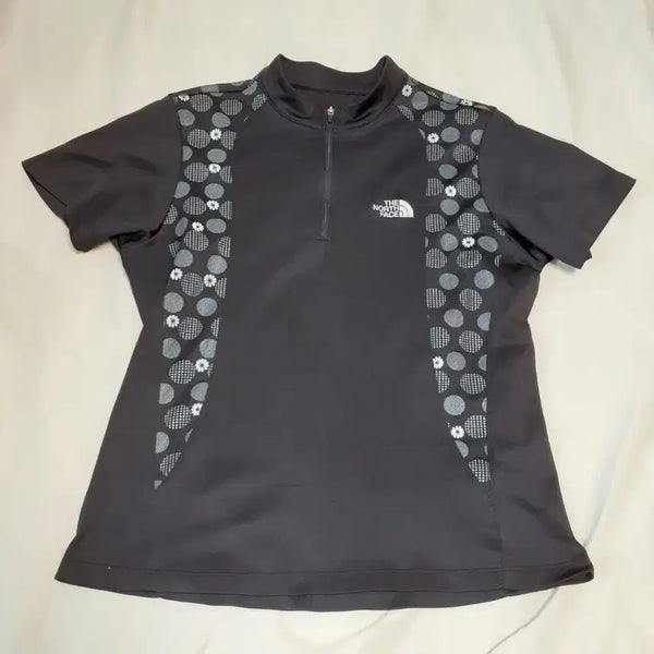 [BUNJANG] The North Face Women's Black Patterned Short-Sleeve T-Shirt / 노스페이스 여성 반팔티 블랙 패턴
