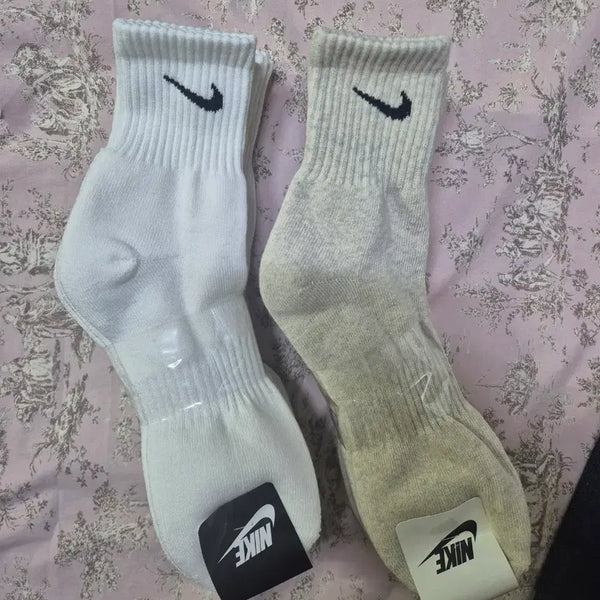 [BUNJANG] Nike 20-Pair Mid-Calf Thick Double-Layered Socks / 나이키양말 20켤레 이중바닥 도톰한 파일양말 중목 팔아요