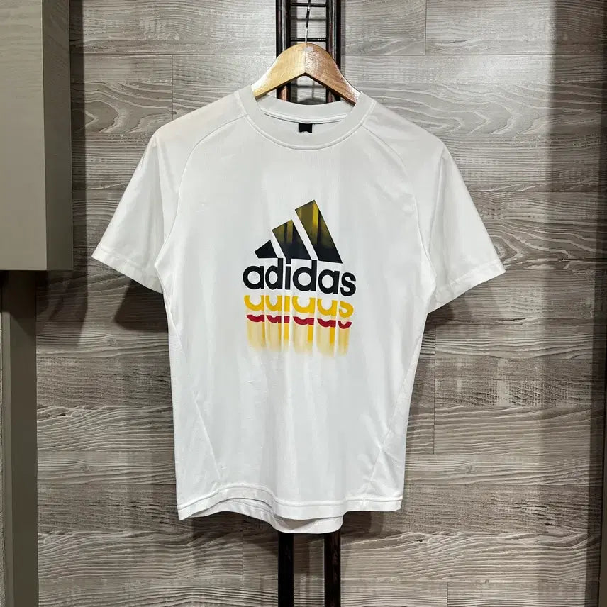 [BUNJANG] Adidas Short Sleeve T-Shirt / 아디다스 반팔 티셔츠