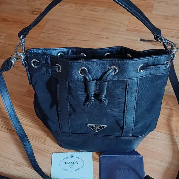 [BUNJANG] Prada Tessuto Nylon Leather Mix Bucket Bag (BN1057) / [정품] 프라다 테수토 나일론 가죽 믹스 버킷백 (BN1057)