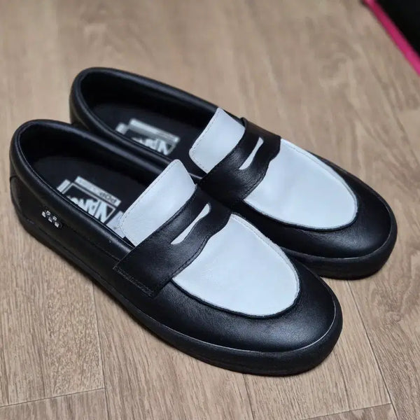 [BUNJANG] Vans Skate Loafer Black/White / [280]] 반스 스케이트 로퍼 검흰
