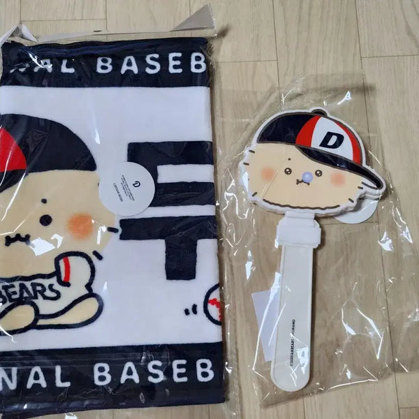 [BUNJANG] Mang-geureojin Gom Collaboration Cheer Towel + Clapper (Baby Mang-geureojin Gom) / 새상품-망그러진곰 콜라보 응원타월+짝짝이(아기망곰)