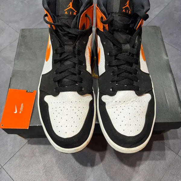[BUNJANG] Air Jordan 1 Mid Shattered Backboard / 조던 1 미드 쉐터드 백보드 300
