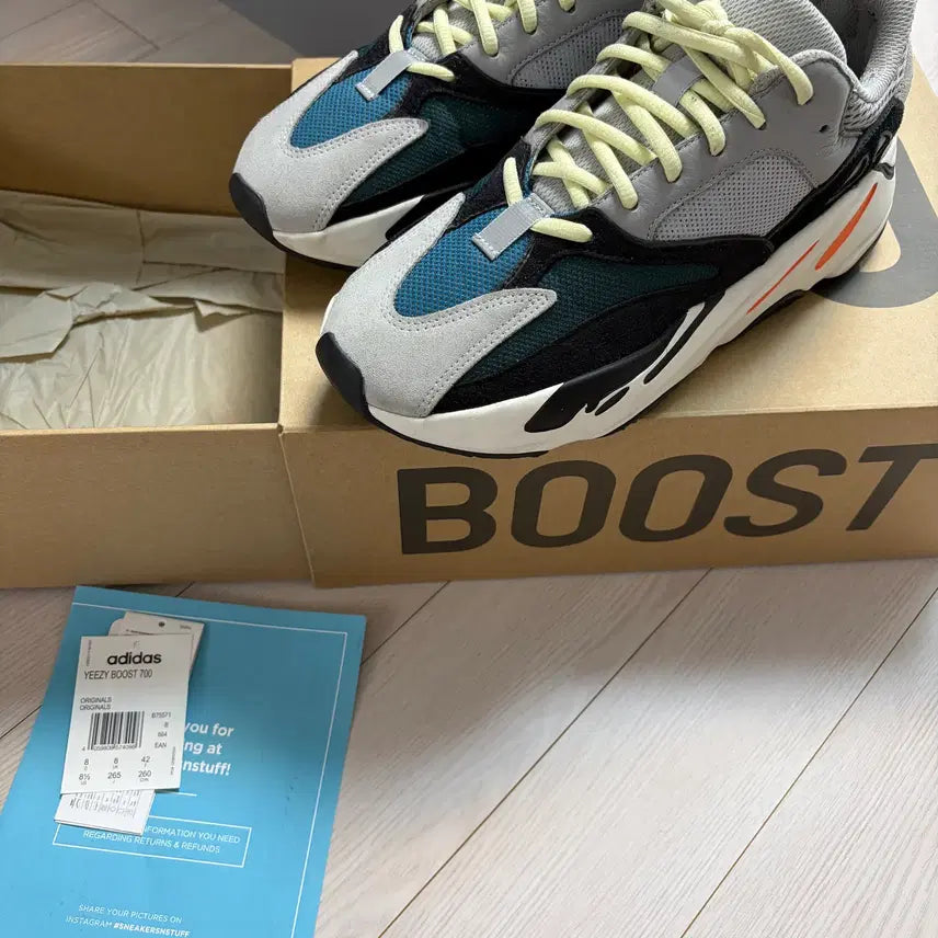 [BUNJANG] Adidas Yeezy Boost 700 Wave Runner Sneakers (Size 265) / 이지부스트 700 웨이브 265 사이즈