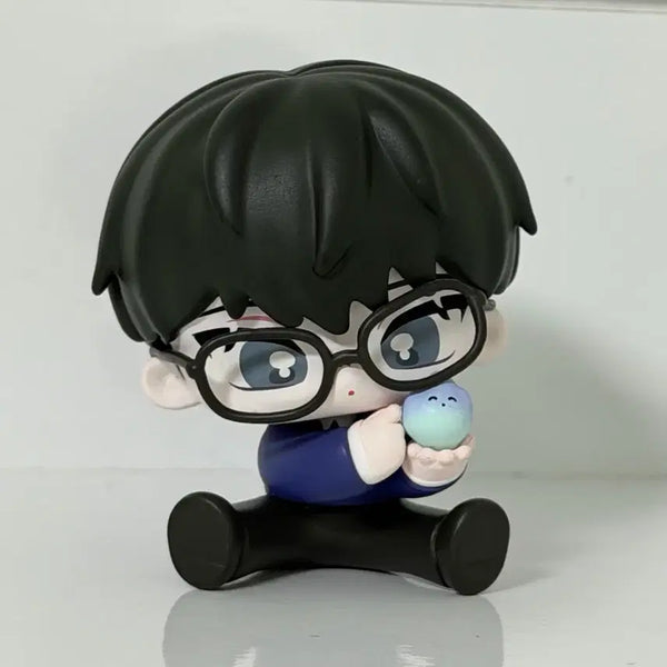 [BUNJANG] Gedam Chulgeun All Sitting Figure Grape Agent with Griptok / [그립톡 포함] 괴담출근 모두앉아 피규어 포도 요원