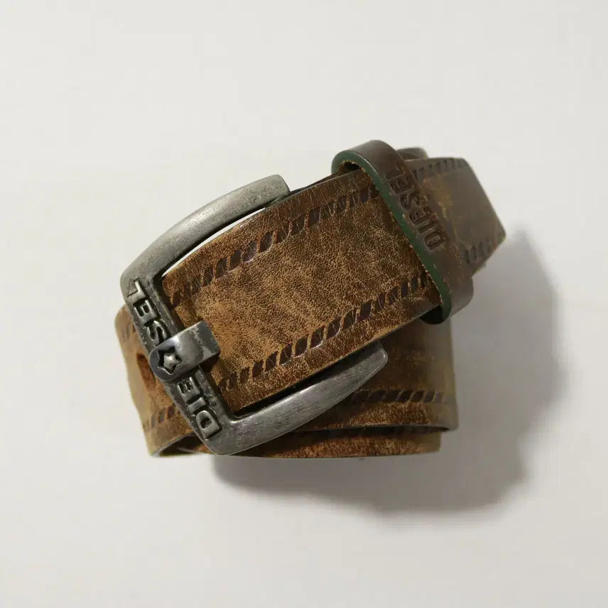 [BUNJANG] Diesel 90's Genuine Leather Belt (30-36 inch) / [30~36인치] 90's 디젤 소가죽 벨트