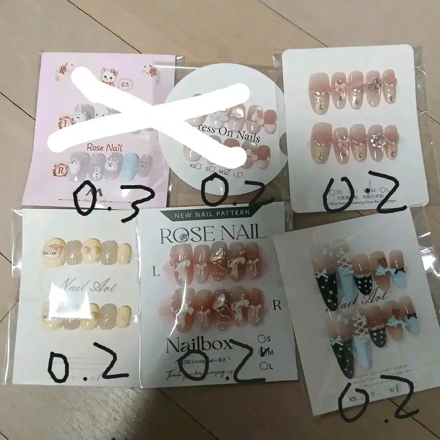 [BUNJANG] Handmade Character Gemstone Nail Tips - Medium Size / 롱,캐릭터,보석 수제 네일팁 M사이즈