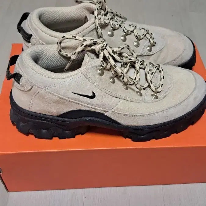 [BUNJANG] Nike Lahar Low Rattan Sneakers (260mm) / 나이키 라하르 로우 라탄 260