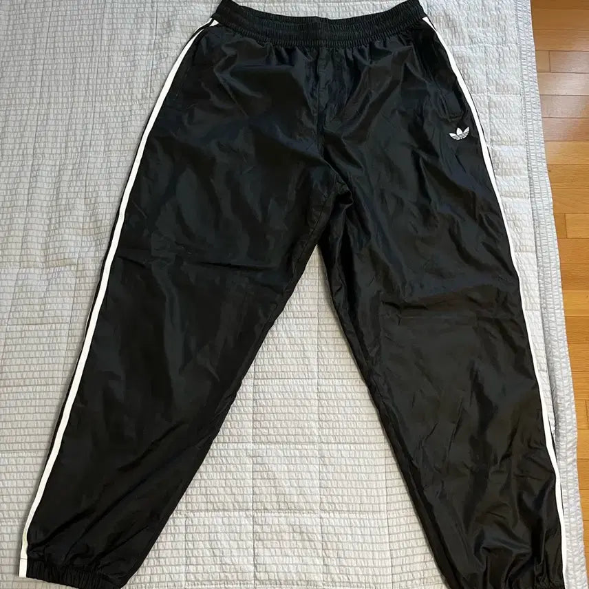 [BUNJANG] Adidas Training Windbreaker Pants L / 아디다스 adidas 트레이닝 팬츠, 바람막이 팬츠 L