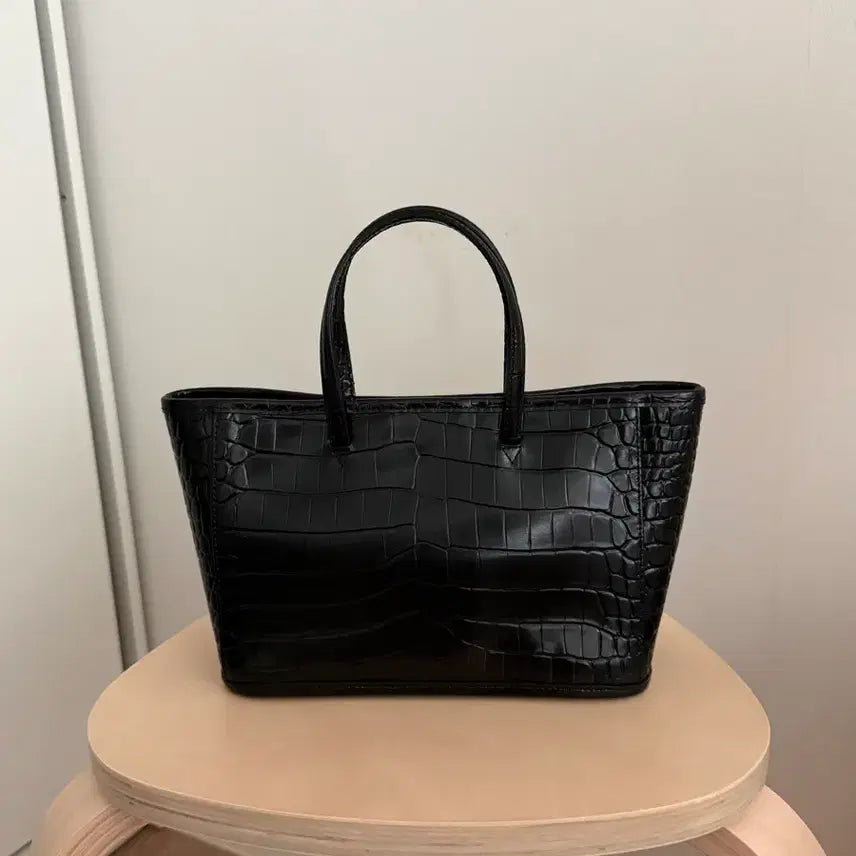 [BUNJANG] Nothing Written Croc Tote Bag / 낫띵리튼 크로크 토트백