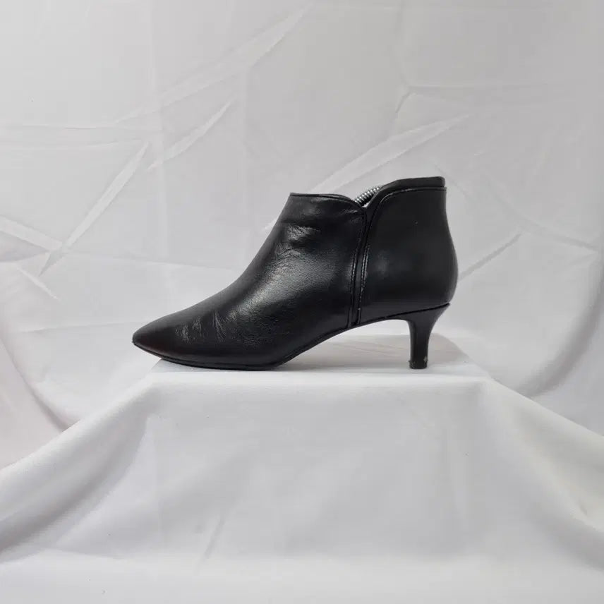 [BUNJANG] Rockport Total Motion Carerra Piping Boots / 빈티지하서 230 락포트 토탈모션 카리라 파이핑 부츠 워커 힐 구두
