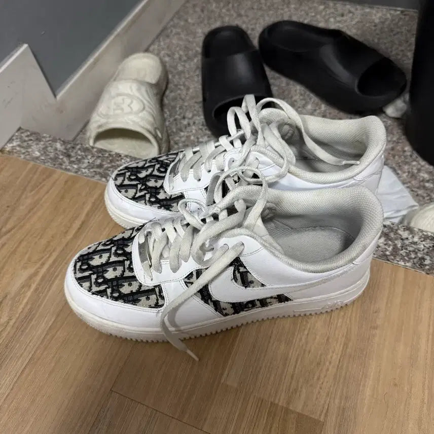 [BUNJANG] Nike Air Force 1 Dior Custom Sneakers / 나이키 에어포스 디올 커스텀