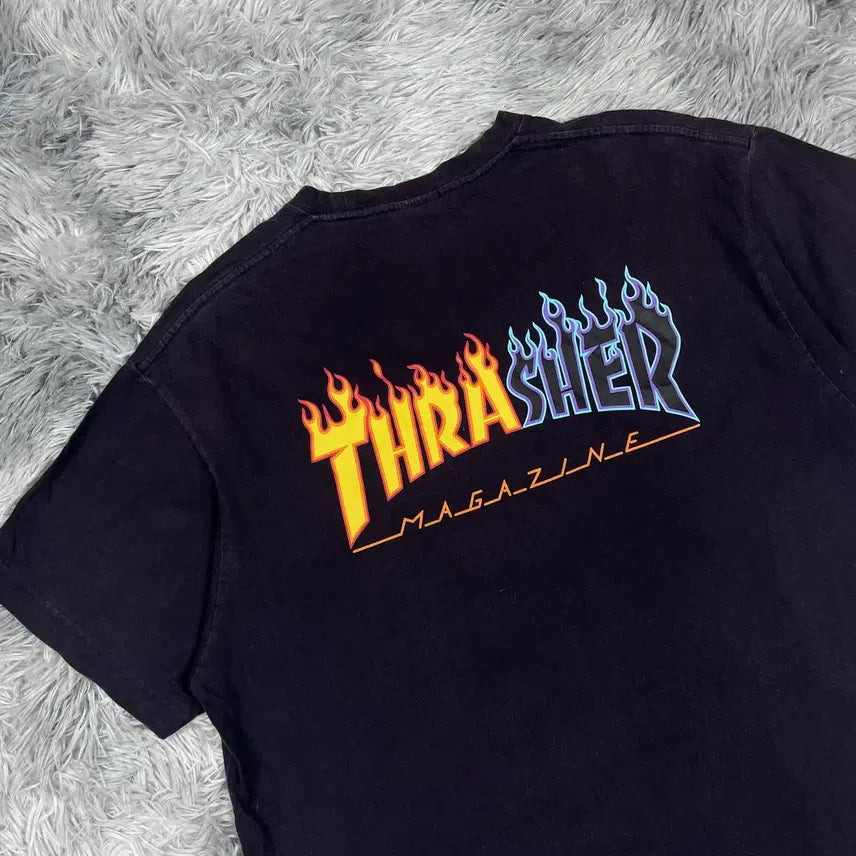 [BUNJANG] Thresh Magazine Blaze Big Logo Short Sleeve T-Shirt / 트레셔 메거진 블레이즈 빅로고 반팔 티셔츠 5586