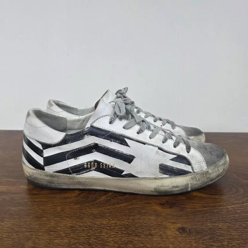 [BUNJANG] Golden Goose 41 Size Sneakers / 골든구스 41사이즈 스니커즈