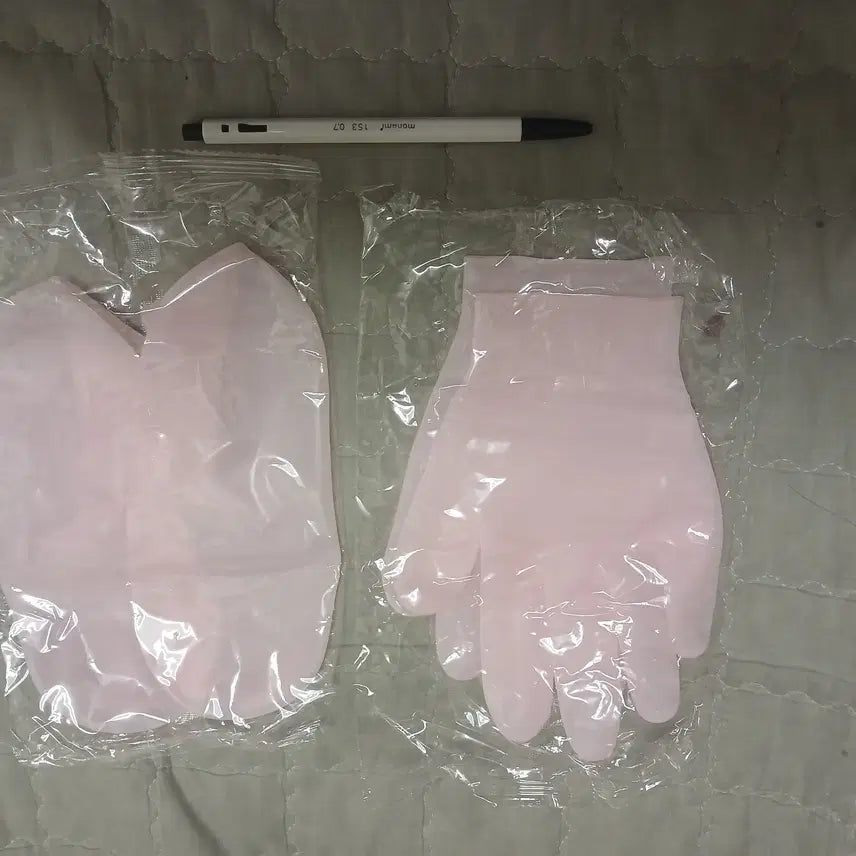 [BUNJANG] Silicone Moisturizing Gloves and Socks Set / (무배) 실리콘 양말팩,장갑팩 세트