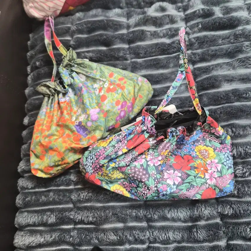 [BUNJANG] 2-Piece Floral Pattern Sun Umbrellas Set / 양우산2개