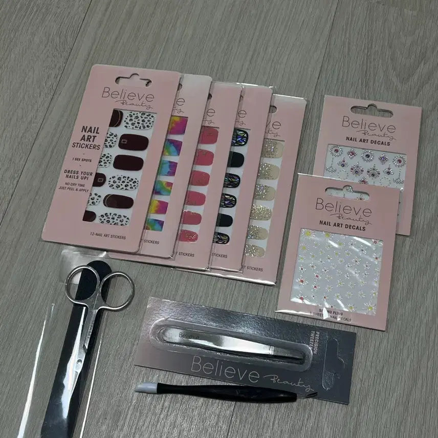 [BUNJANG] BLLIVE BEAUTY 5 Types Nail Sticker + Nail Art Tool Set / (새상품) 빌리브 뷰티 네일 스티커 5종 + 네일아트 도구 세트
