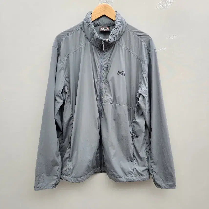 [BUNJANG] Millet Lightweight Packable Windbreaker Jacket (Gray, XL) / [105/XL] 밀레(MILLET) 경량 패커블 바람막이 자켓 (그레이)
