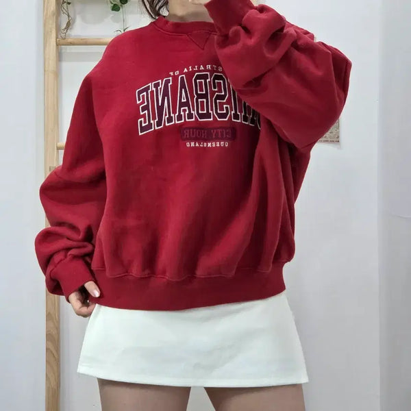 [BUNJANG] MOCOSTREET Lettering Embroidery Oversized Sweatshirt / [프립]F/MOCOSTREET(모코블링) 레터링 자수 오버핏 맨투맨