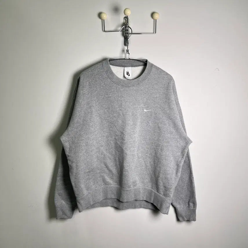 [BUNJANG] Nike Swoosh Grey Sweatshirt XL / NIKE 나이키 스우시 그레이 맨투맨 XL