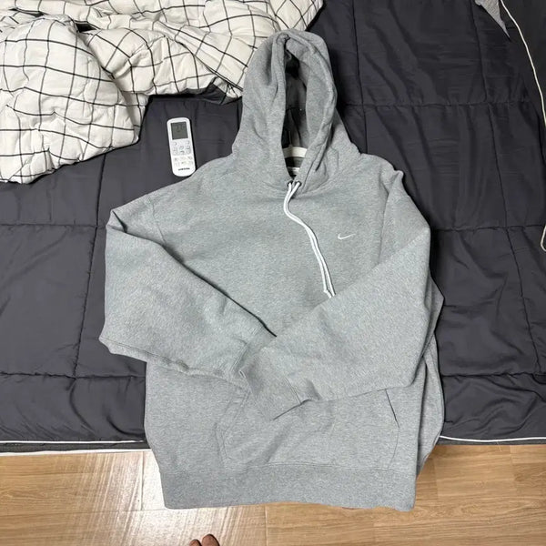 [BUNJANG] Nike Solo Swoosh Hoodie Grey XL / 나이키 솔로 스우시 후드티 XL