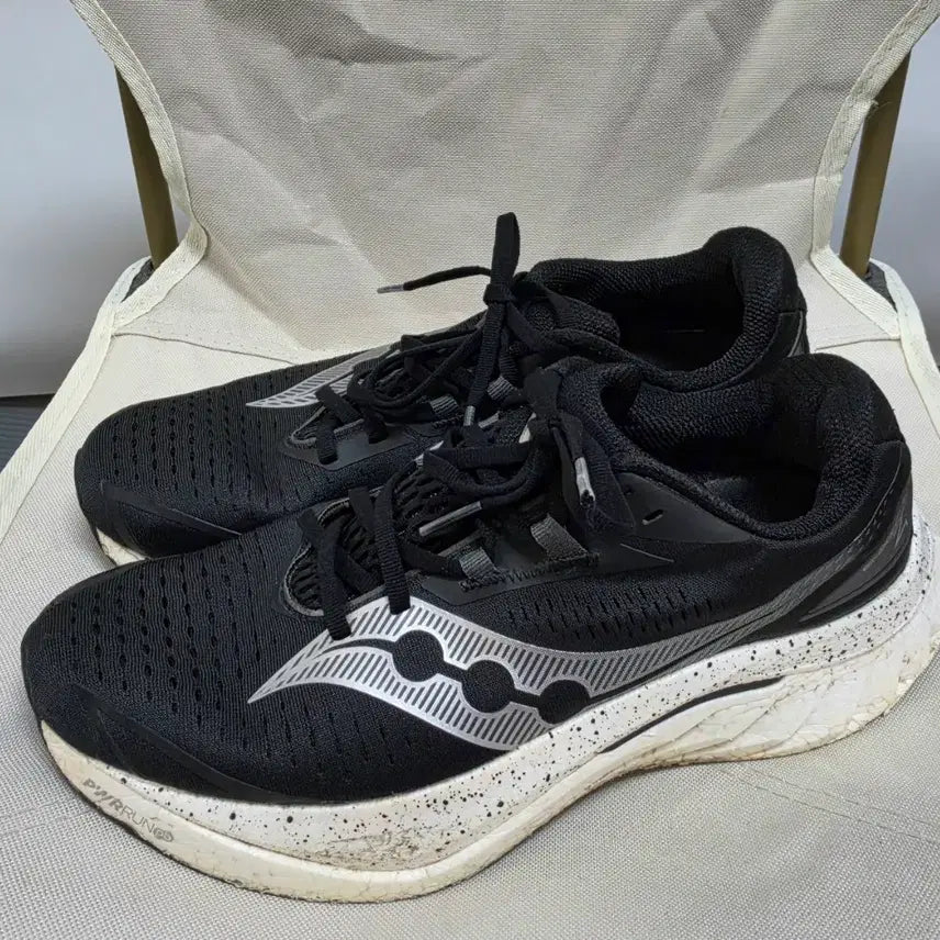 [BUNJANG] Saucony Endorphin Speed 4 Running Shoes Black 270 / 써코니 엔돌핀 스피드4 블랙 러닝화 270