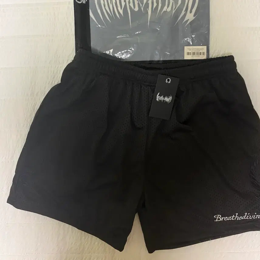 [BUNJANG] BreatheDivinity Omega Embroidery Bodybuilding Mesh Shorts XL / [새상품] XL 브리드디비니티 블랙 쇼츠 / 짐샤크 영엘에이 breathedivinity