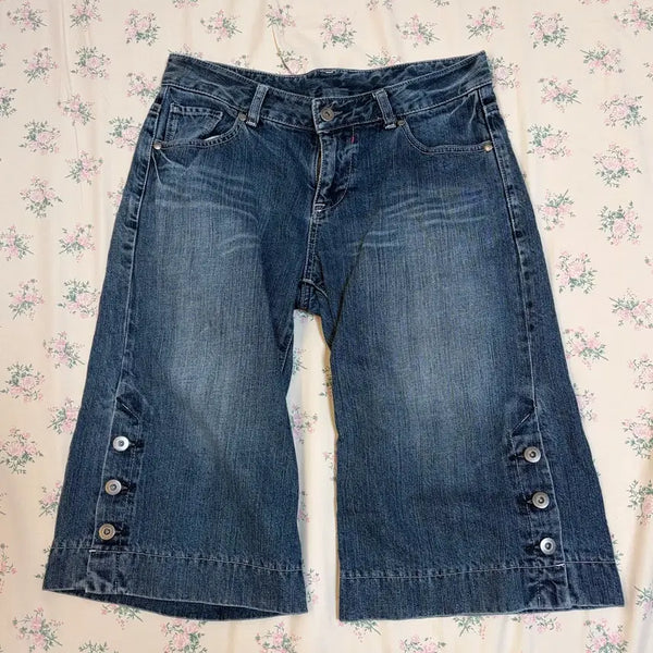 [BUNJANG] Vintage Y2K Low-Rise Button Midi Denim Shorts/Capris / 일본 빈티지 로우라이즈 y2k 버튼 미디 데님 팬츠 버뮤다 카프리 반바지 청바지 그런지 올드스쿨 남녀공용